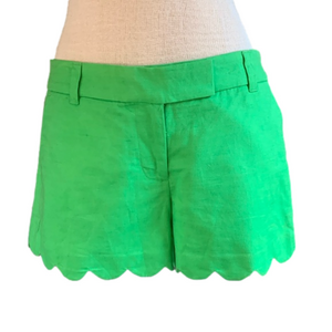J Crew sz 6 linen blend Kelly green short with scalloped hem